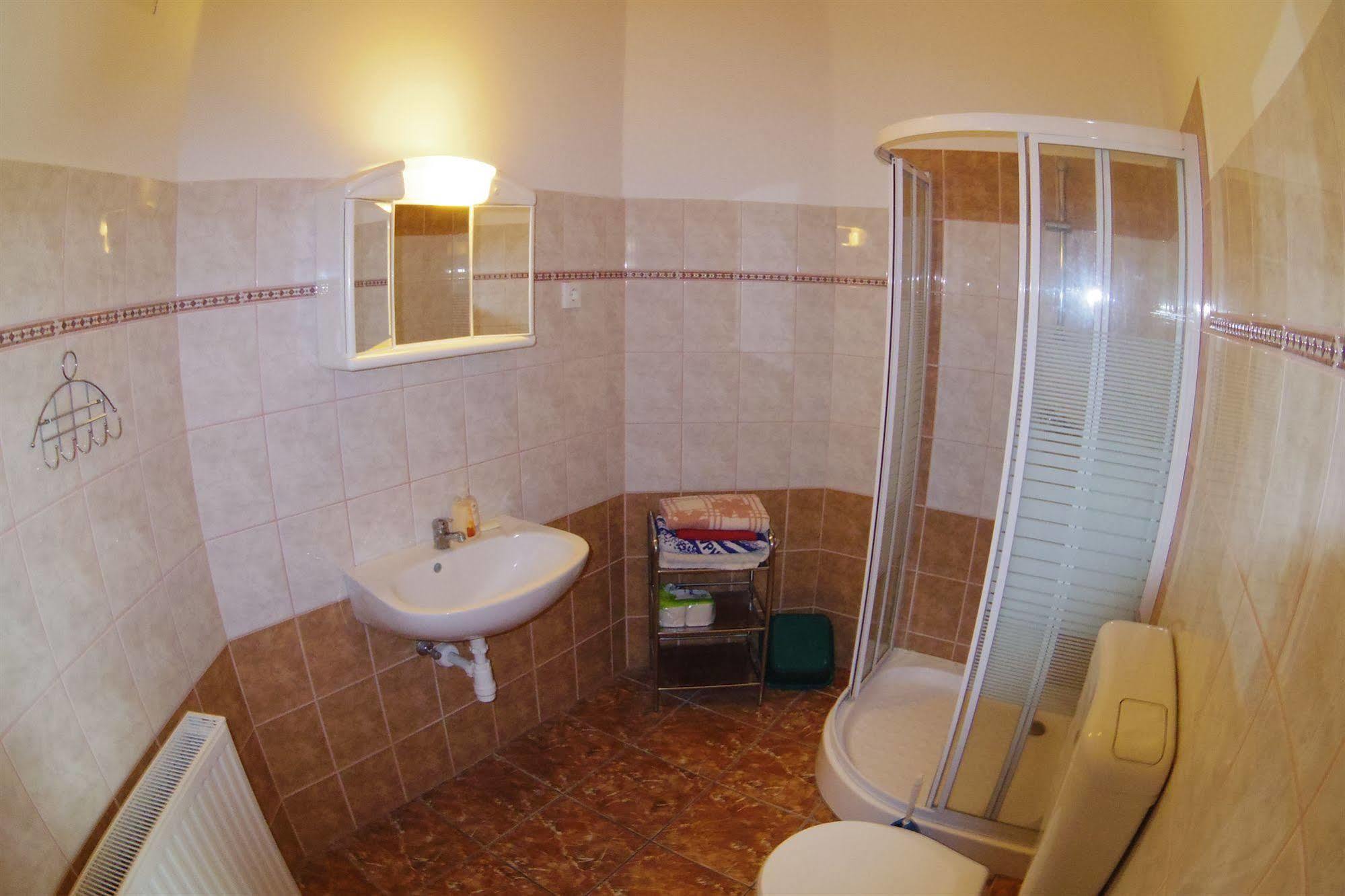 Joker Villa Apartmanhaus Heviz Exterior photo